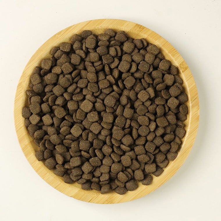 Mixed round kibble texture sample